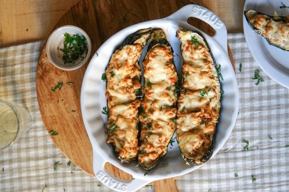 Berenjenas rellenas de carne picada de pavo ecológico y gratinadas con queso